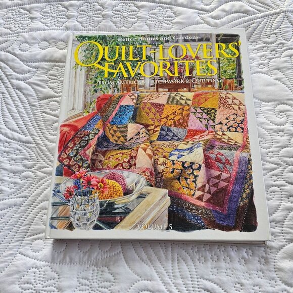 Better Homes & Gardens Quilt-Lovers Favorites Volume 5, Hardcover Spiral Bound - Picture 1 of 13